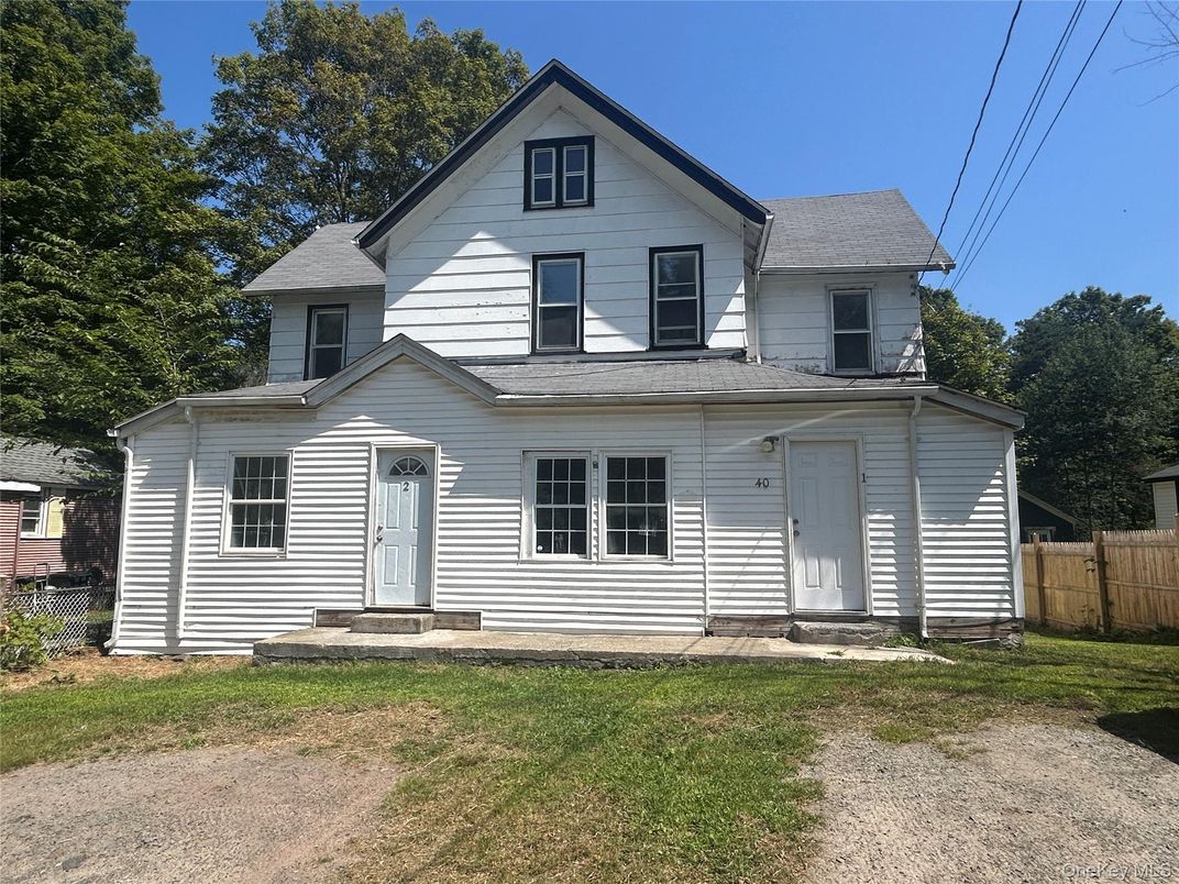 Exterior, Facade, Farmhouse