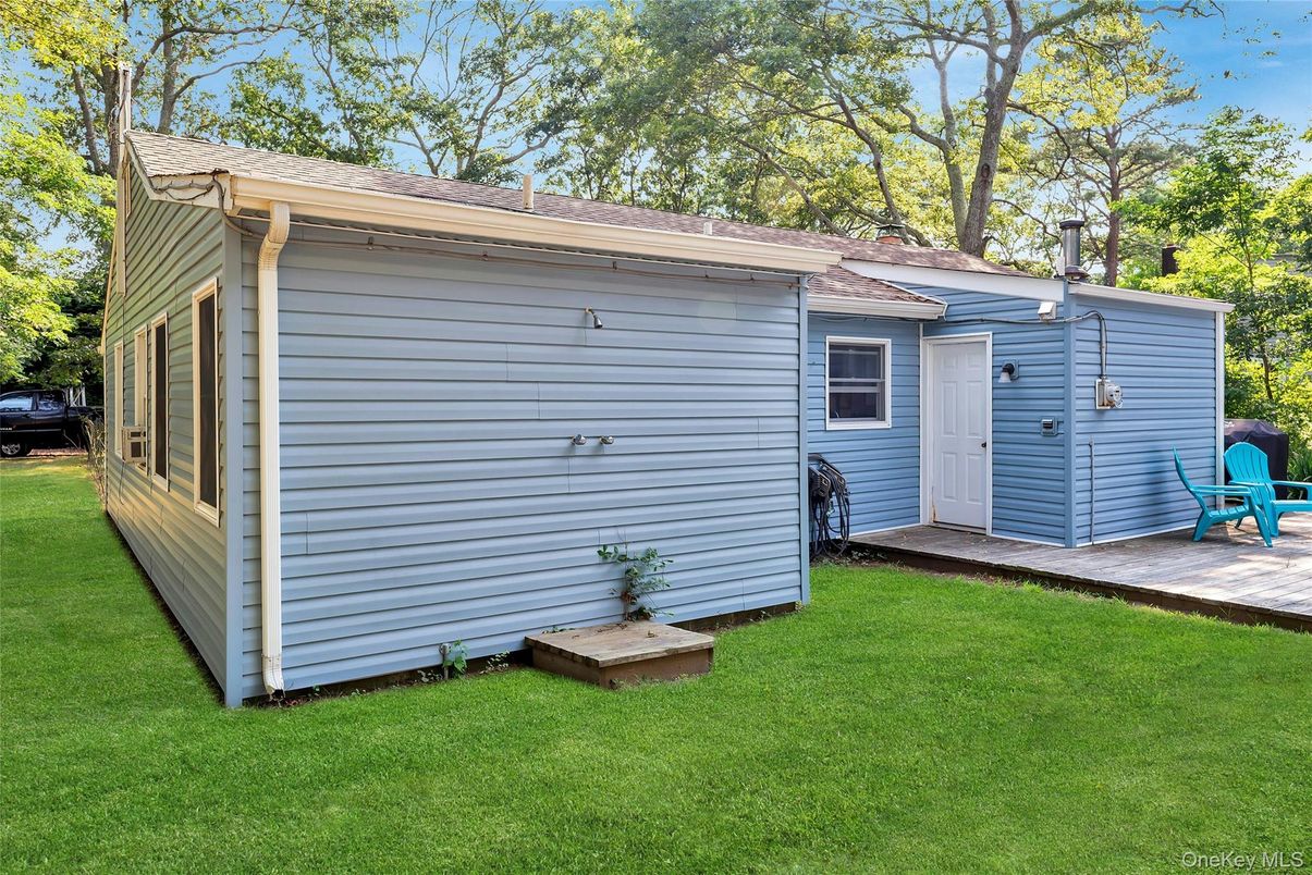 Detached Garage, Exterior