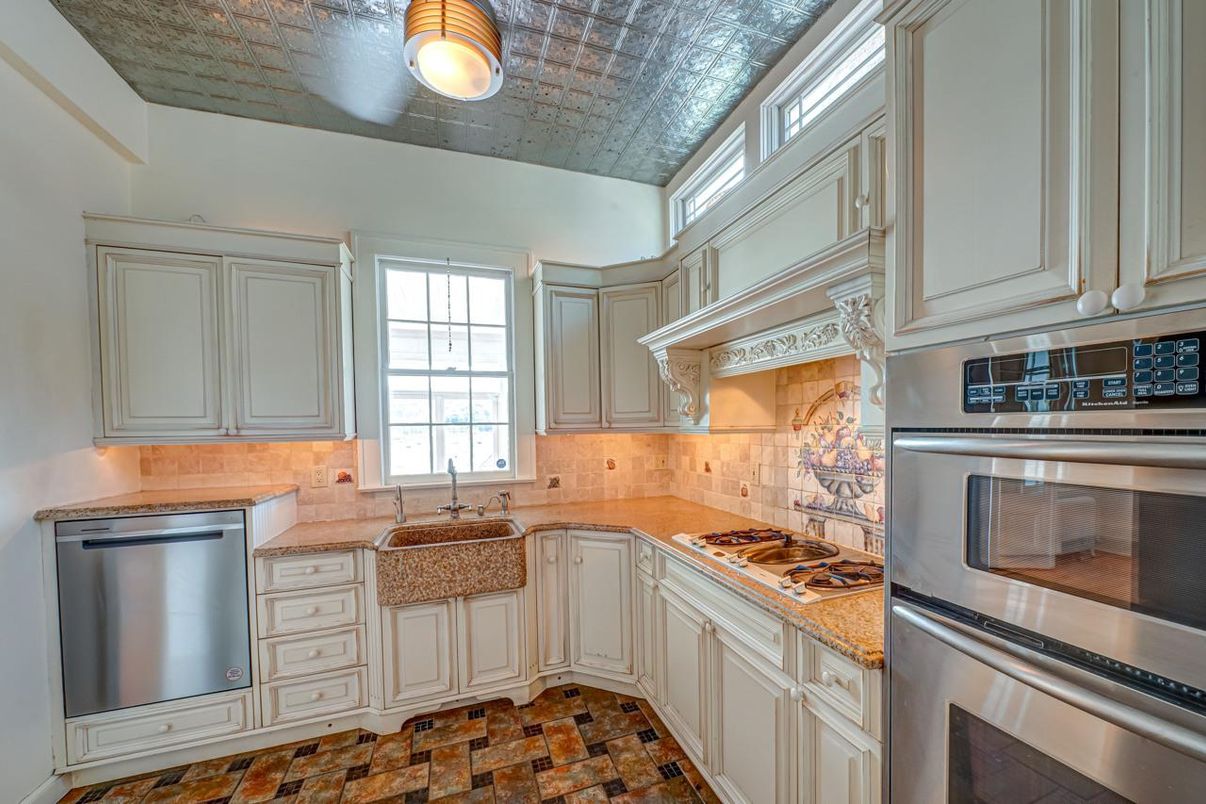 Interior, Kitchen, Stainless Steel Appliances