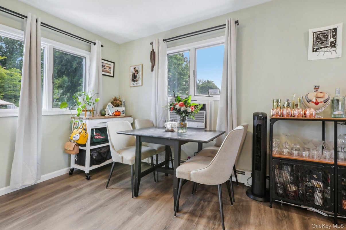 Dining room, Interior, Wood Texture Flooring