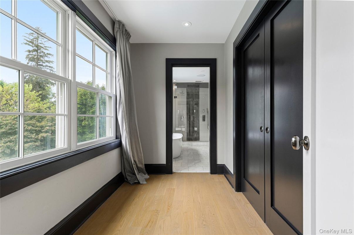 Interior, Marble, Recessed Lighting, Wood Texture Flooring