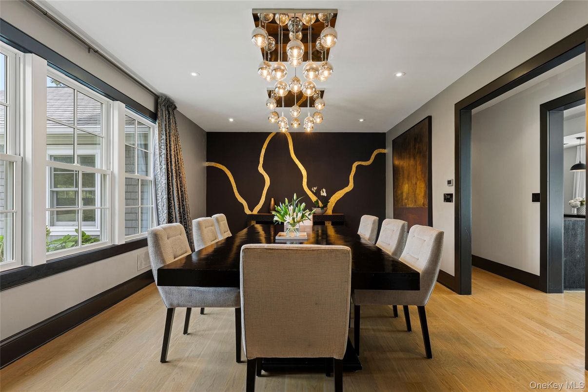 Dining room, Interior, Pendant Lights, Recessed Lighting, Wood Texture Flooring