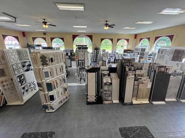 Fitness Equipment, Interior, Recessed Lighting