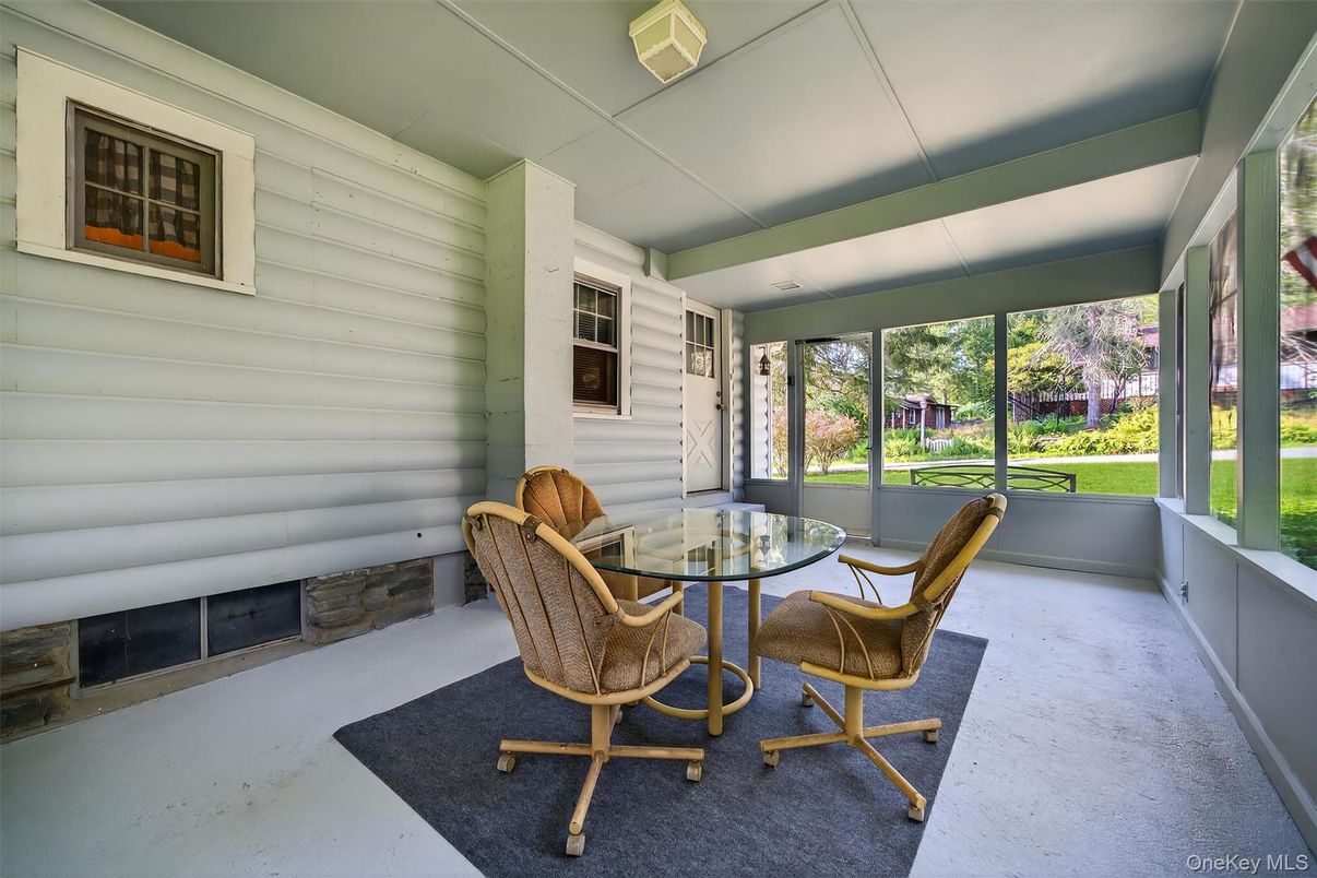 Dining room, Interior, Sun Room