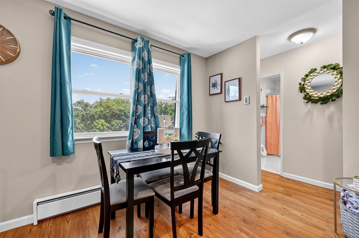 Dining room, Interior, Wood Texture Flooring