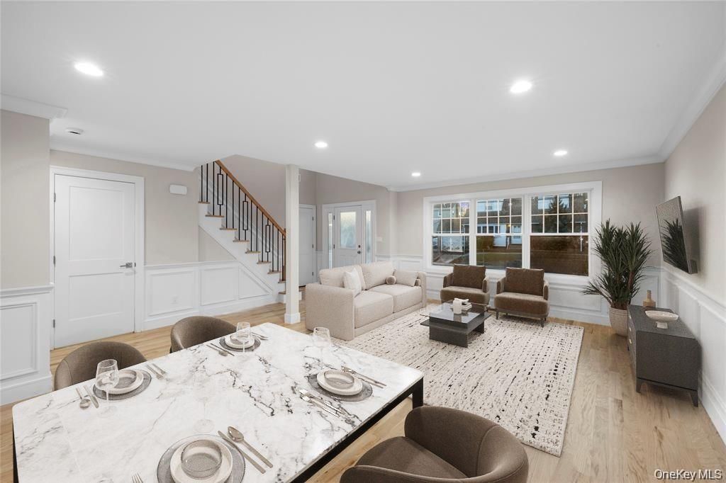 Dining room, Interior, Living room, Recessed Lighting, Wood Texture Flooring