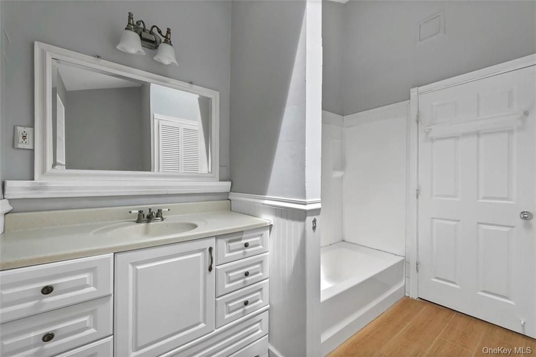 Bathroom, Interior, Wood Texture Flooring