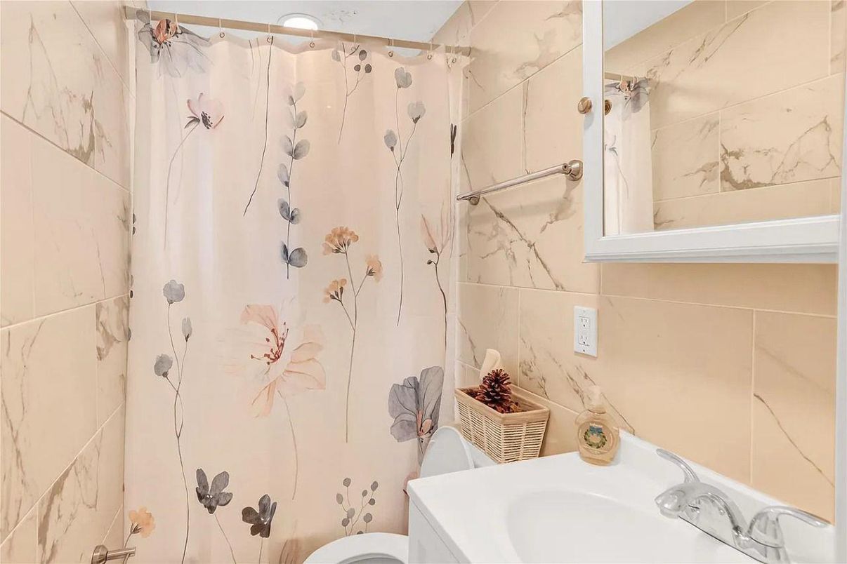 Bathroom, Interior, Marble Walls