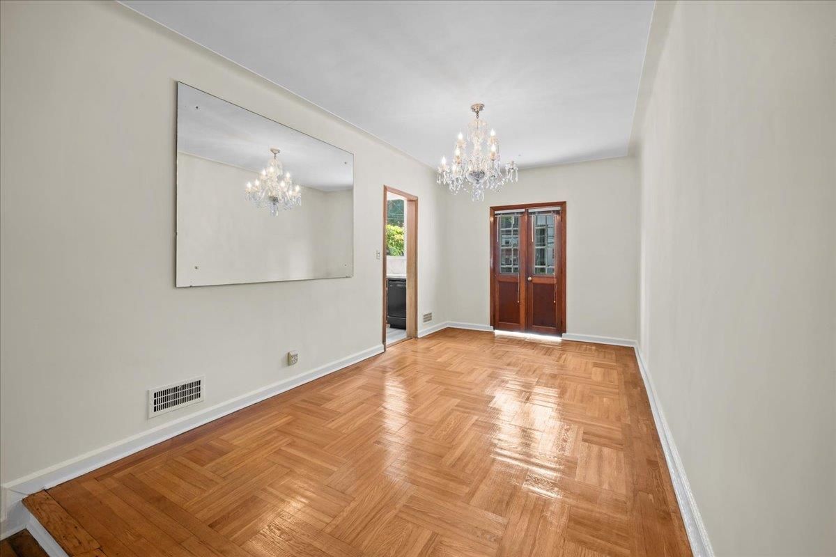 Chandelier, Empty room, Interior, Wood Texture Flooring