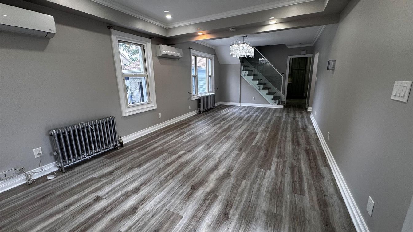 Chandelier, Empty room, Interior, Recessed Lighting, Wood Texture Flooring