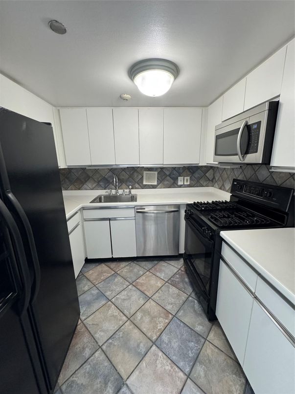 Interior, Kitchen, Stainless Steel Appliances