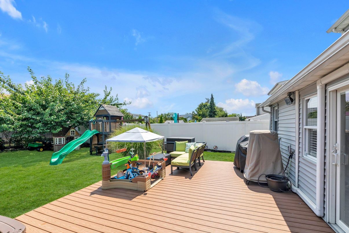 Backyard, Exterior, Playground