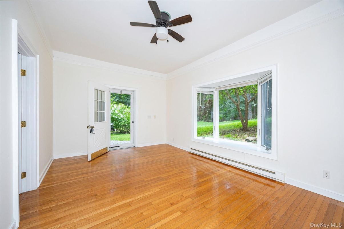 Empty room, Interior, Wood Texture Flooring