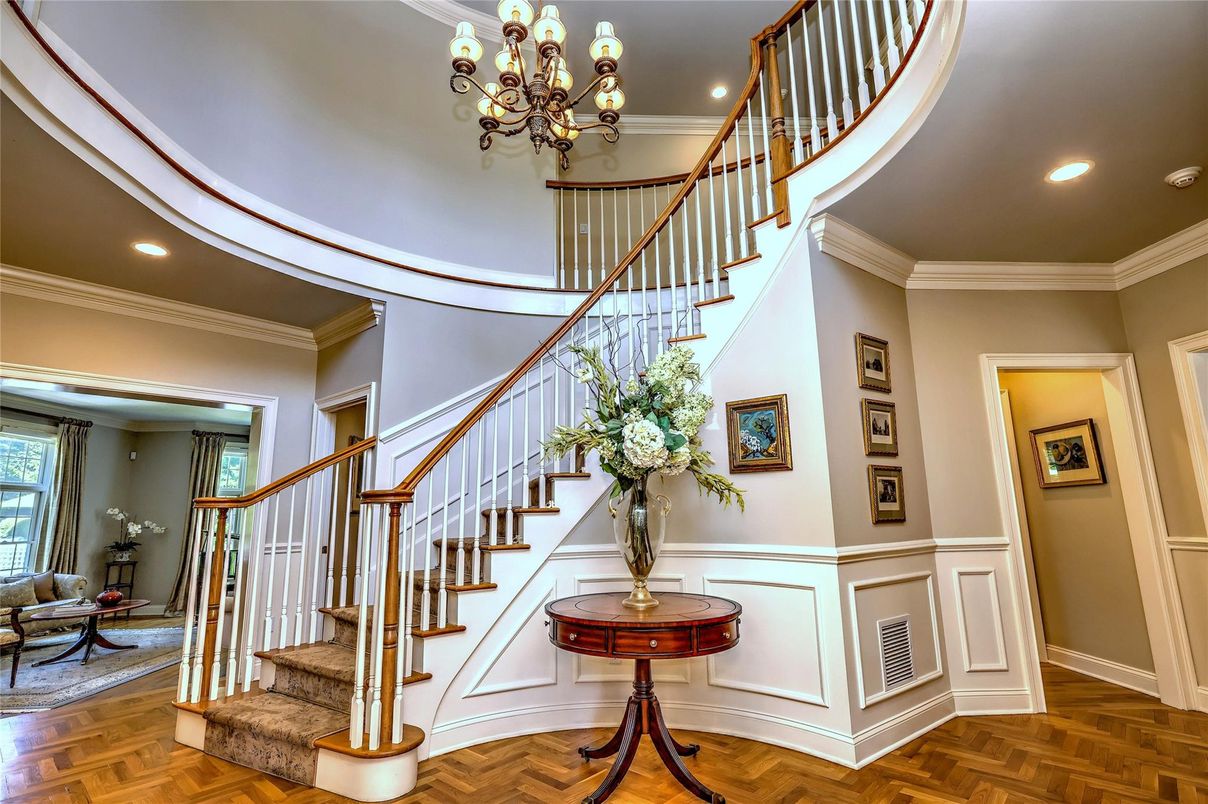 Chandelier, Interior, Recessed Lighting, Wood Texture Flooring