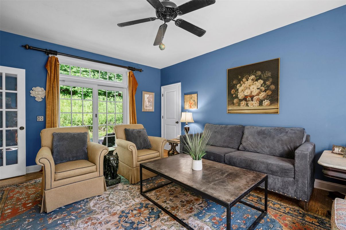 Interior, Living room