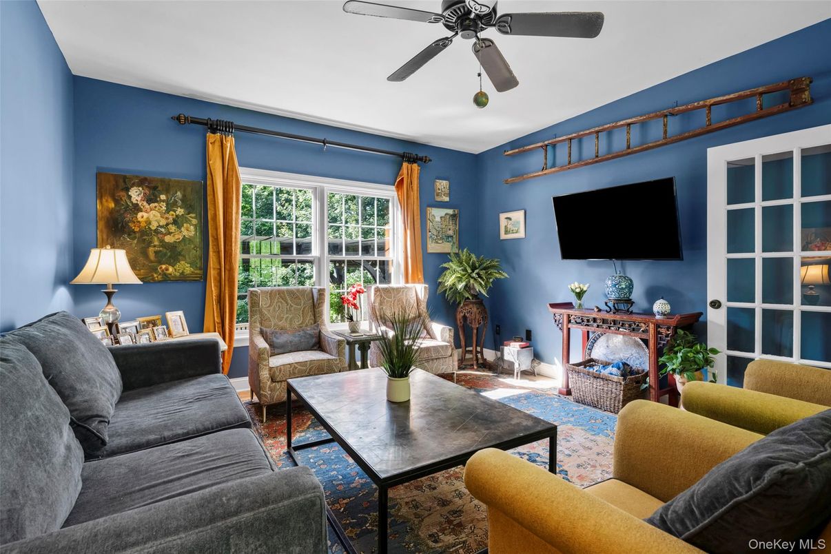 Interior, Living room