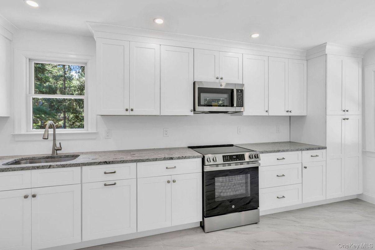 Interior, Kitchen, Marble, Recessed Lighting