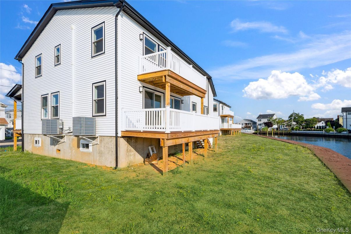 Backyard, Exterior, Water