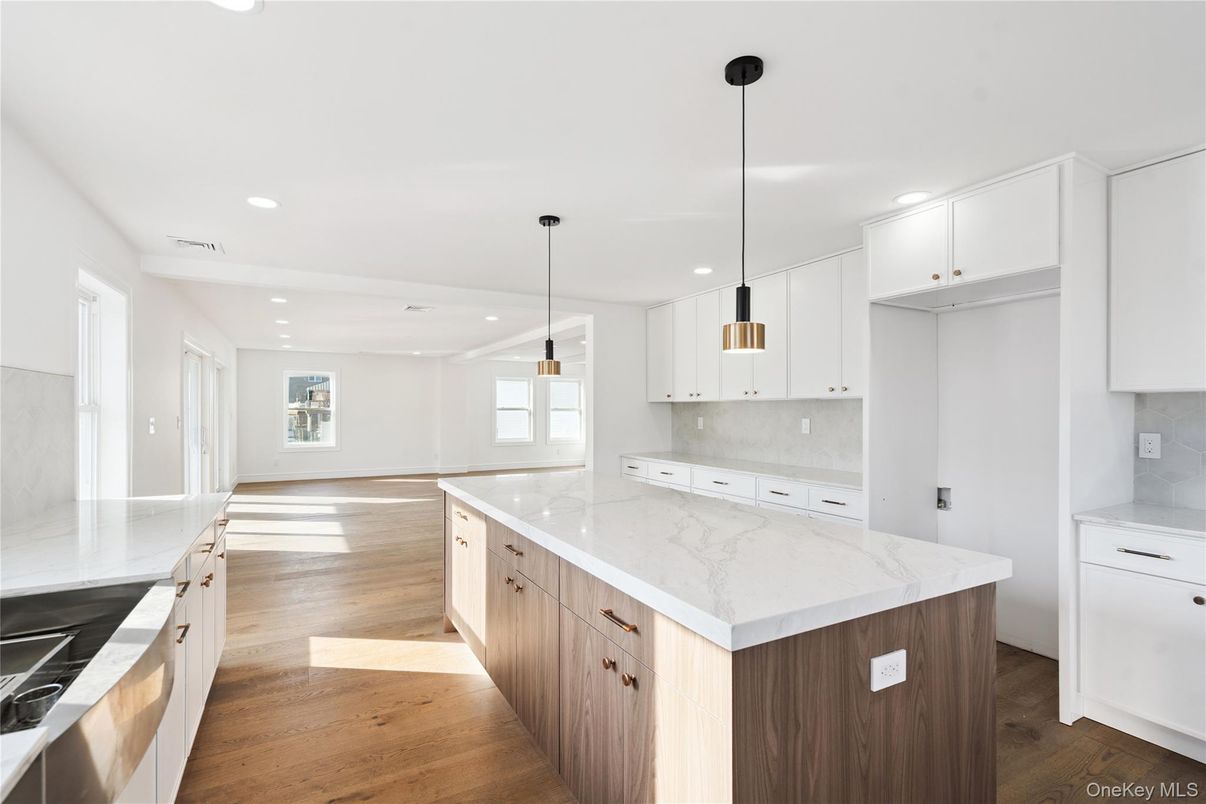 Interior, Kitchen, Pendant Lights, Recessed Lighting, Wood Texture Flooring