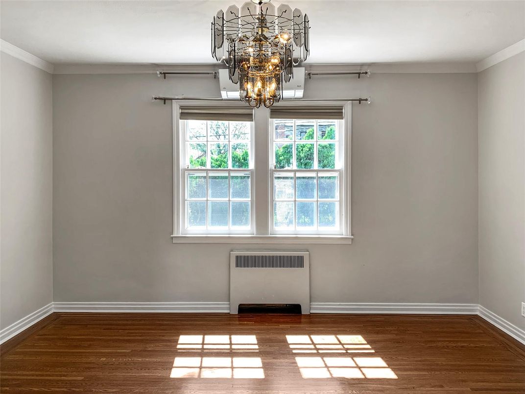 Chandelier, Empty room, Interior, Wood Texture Flooring