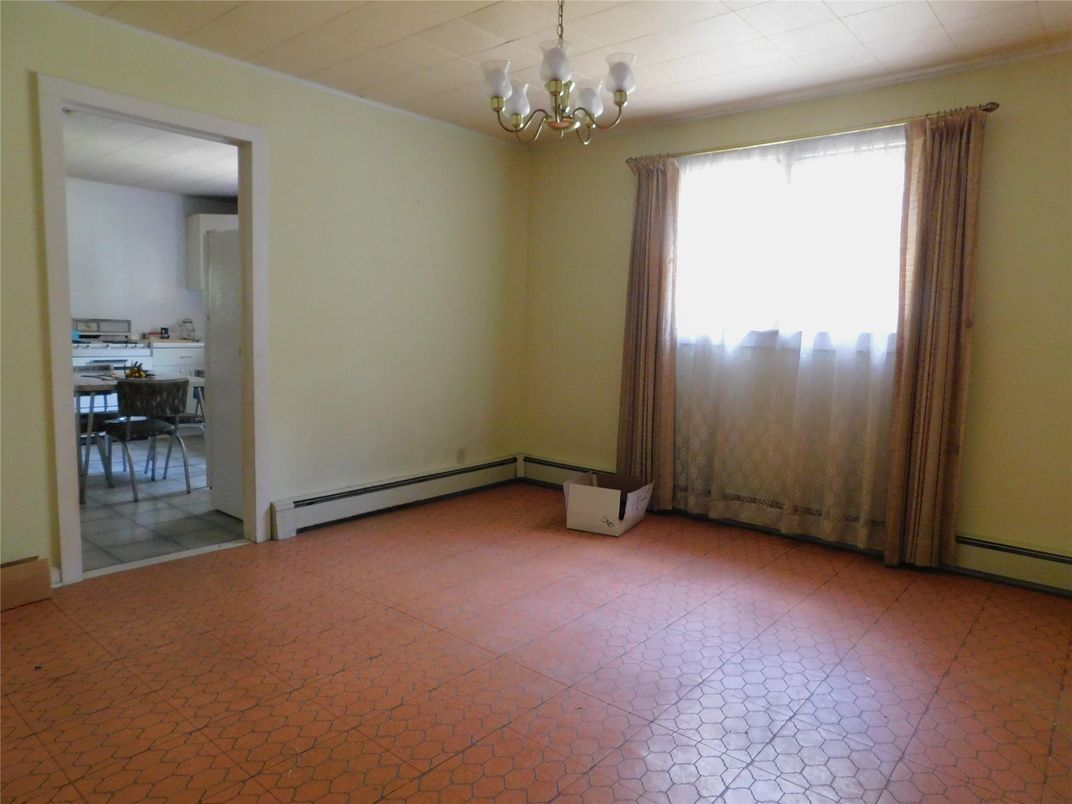 Chandelier, Empty room, Interior
