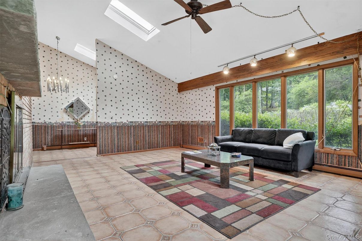 Chandelier, Interior, Living room, Pendant Lights, Wooden Beams