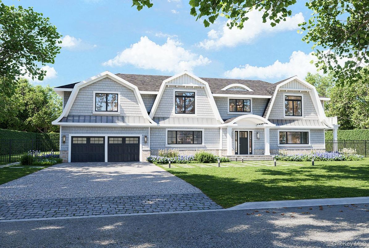 Attached, Exterior, Facade, Farmhouse