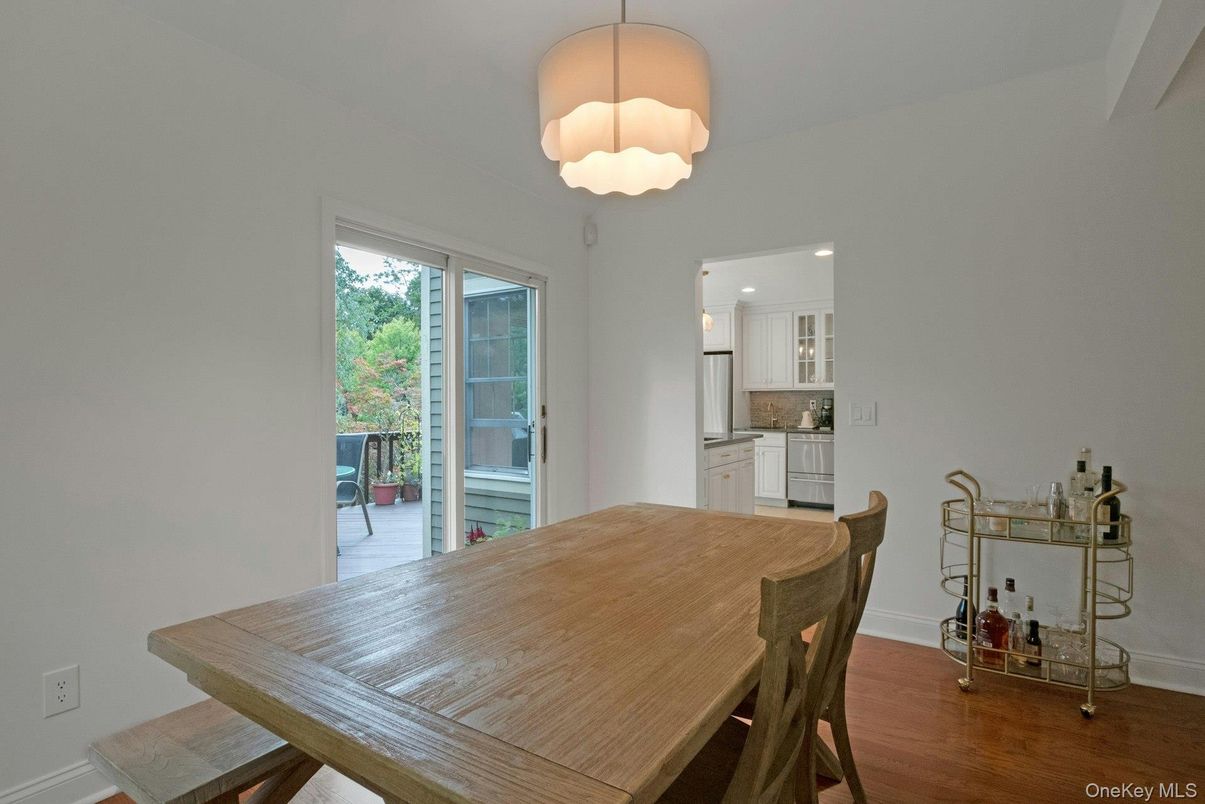 Dining room, Interior, Kitchen, Pendant Lights, Recessed Lighting, Wood Texture Flooring