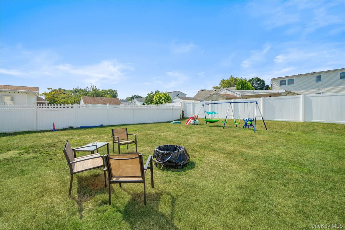 Backyard, Exterior, Playground