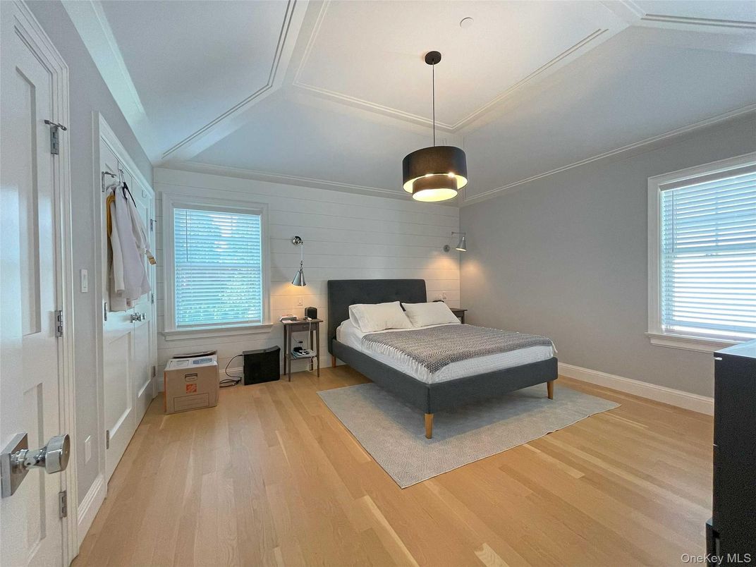 Bedroom, Interior, Pendant Lights, Wood Texture Flooring