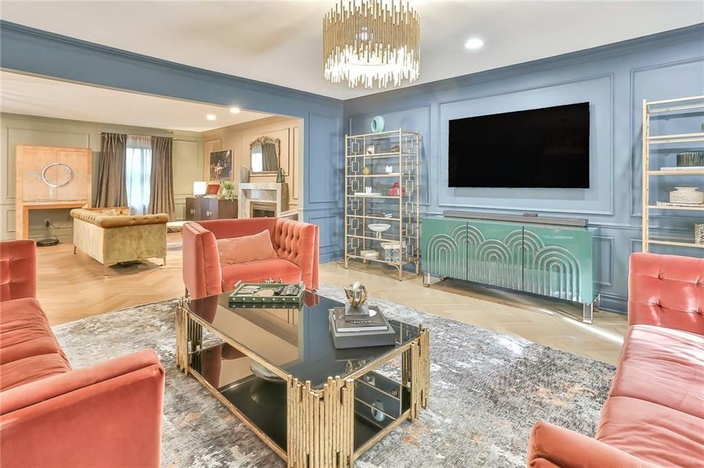 Chandelier, Interior, Living room, Recessed Lighting, Wood Texture Flooring