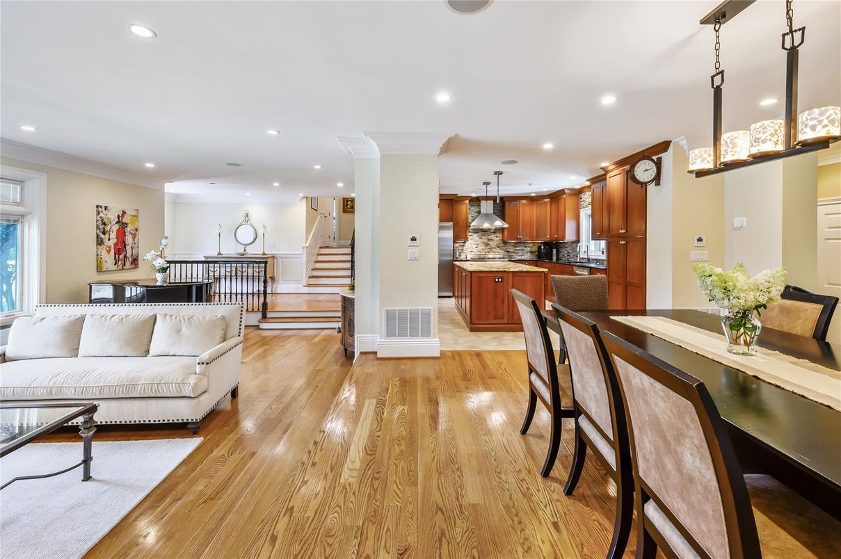 Dining room, Interior, Kitchen, Living room, Pendant Lights, Recessed Lighting, Wood Texture Flooring