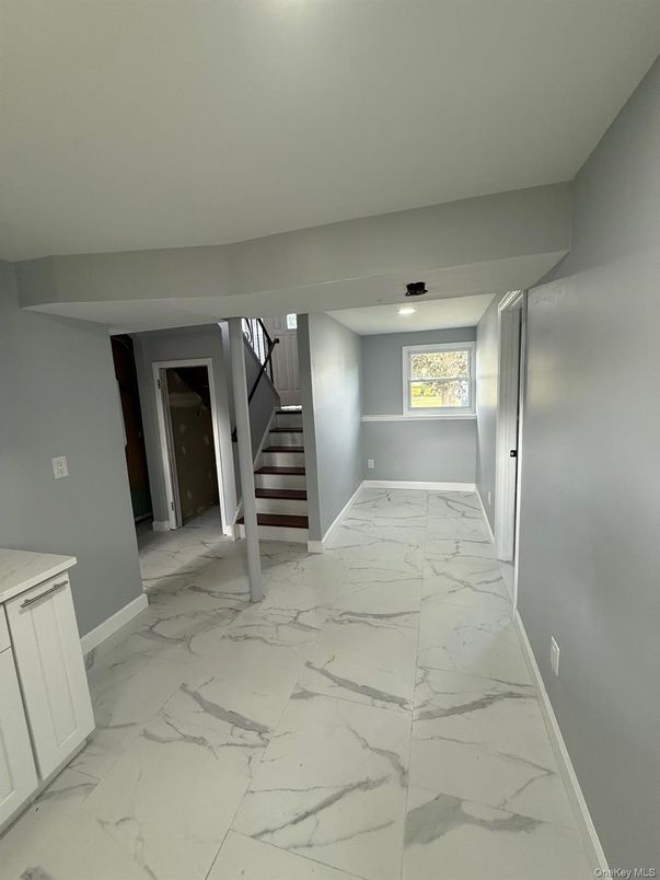 Empty room, Interior, Marble