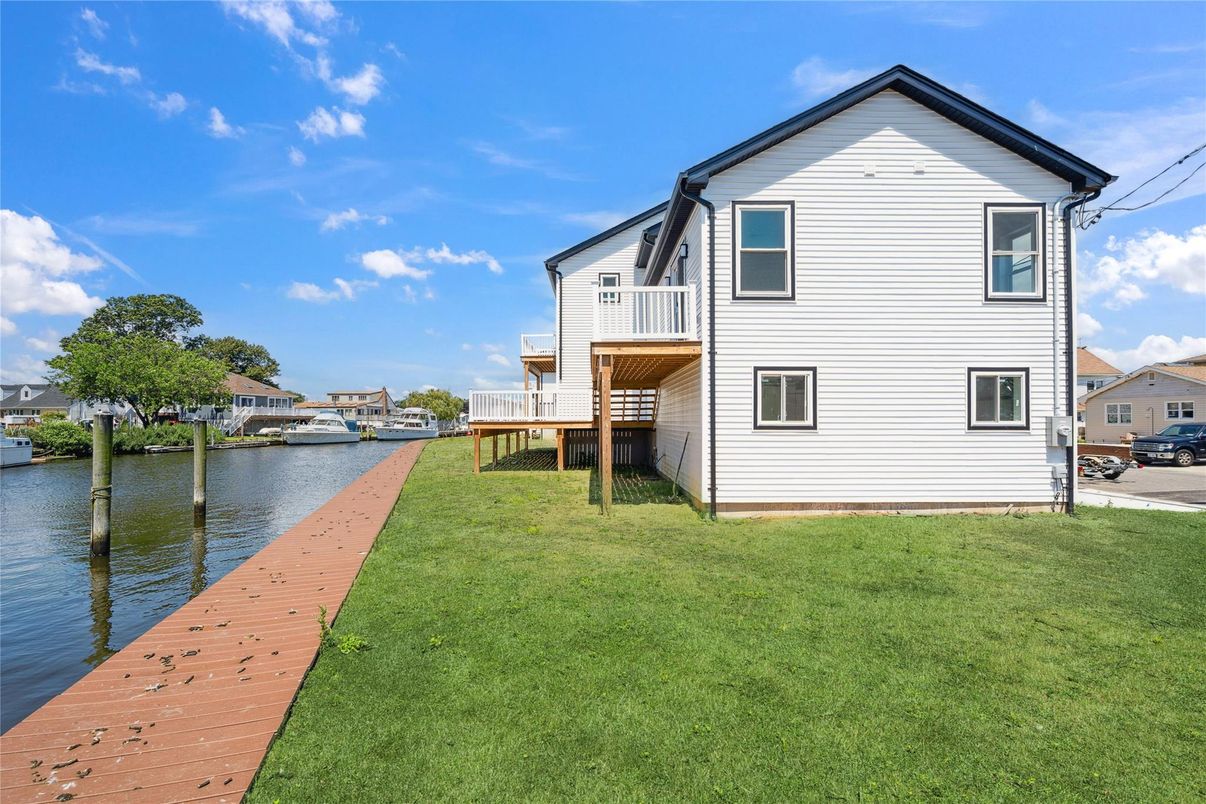 Backyard, Exterior, Water