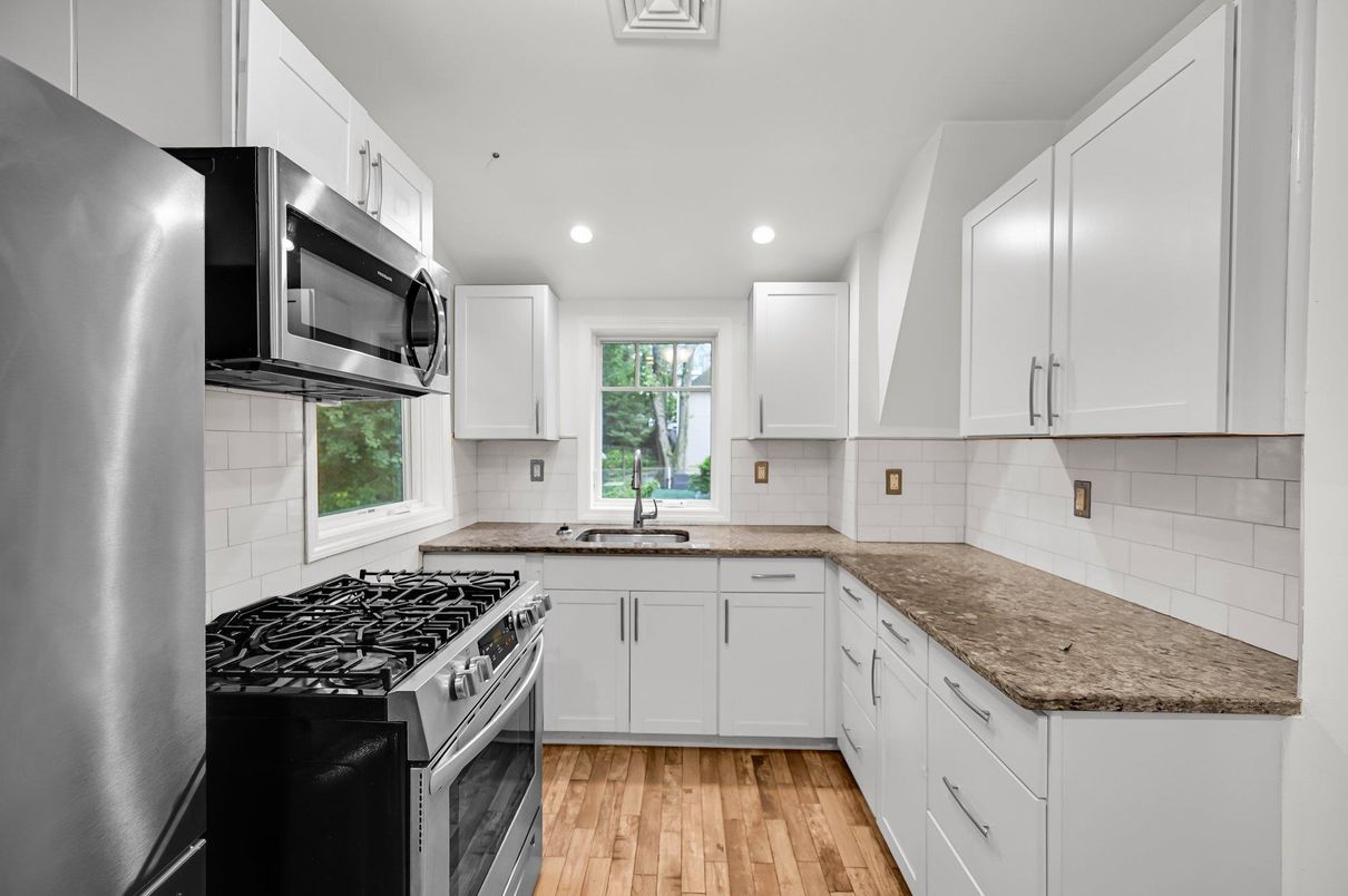 Interior, Kitchen, Recessed Lighting, Wood Texture Flooring