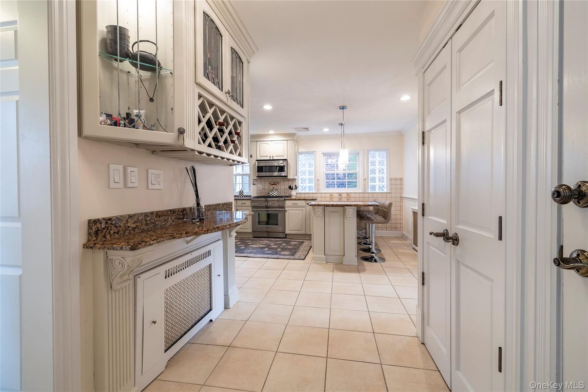 Interior, Kitchen, Pendant Lights, Recessed Lighting