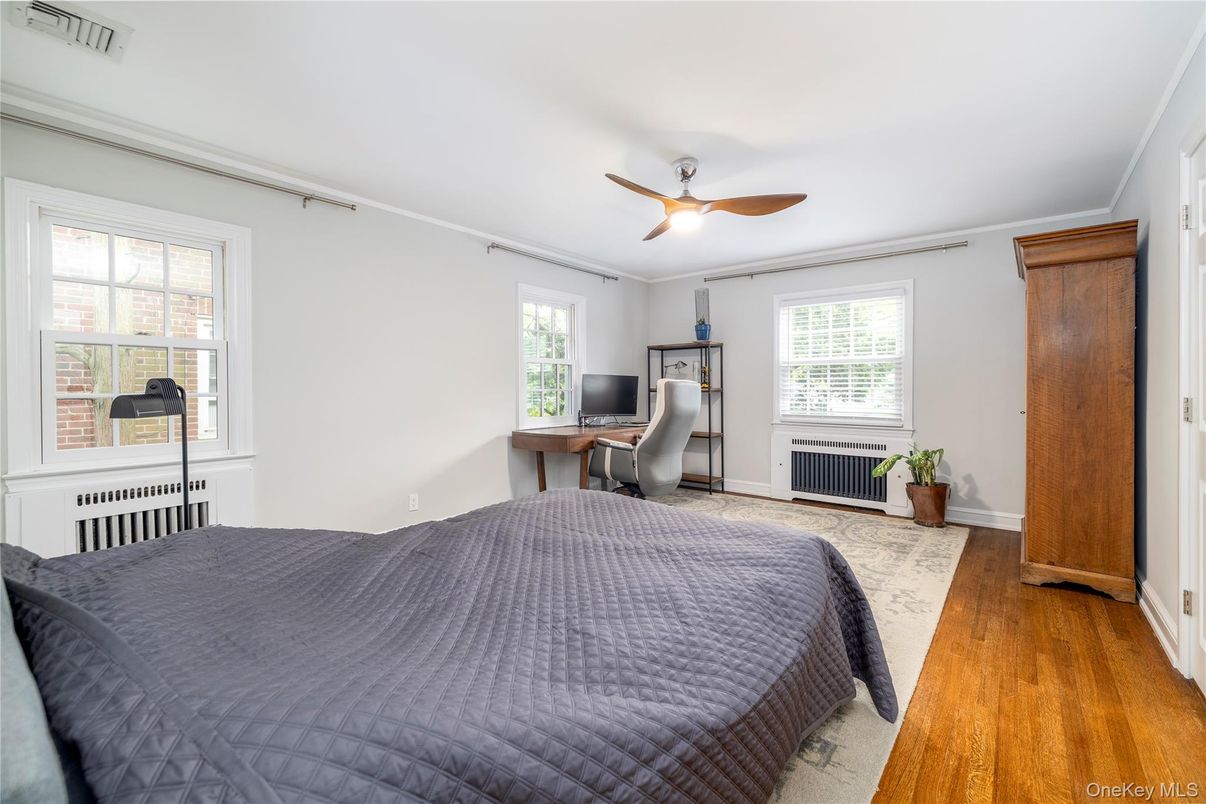 Bedroom, Home Office, Interior, Wood Texture Flooring