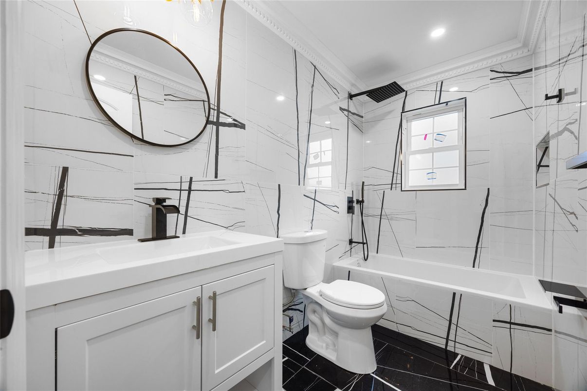Bathroom, Interior, Marble Walls, Recessed Lighting