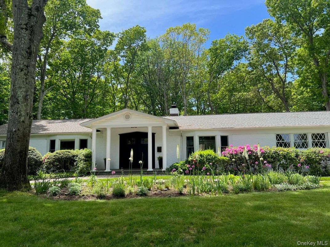 Backyard, Exterior, Facade, Ranch