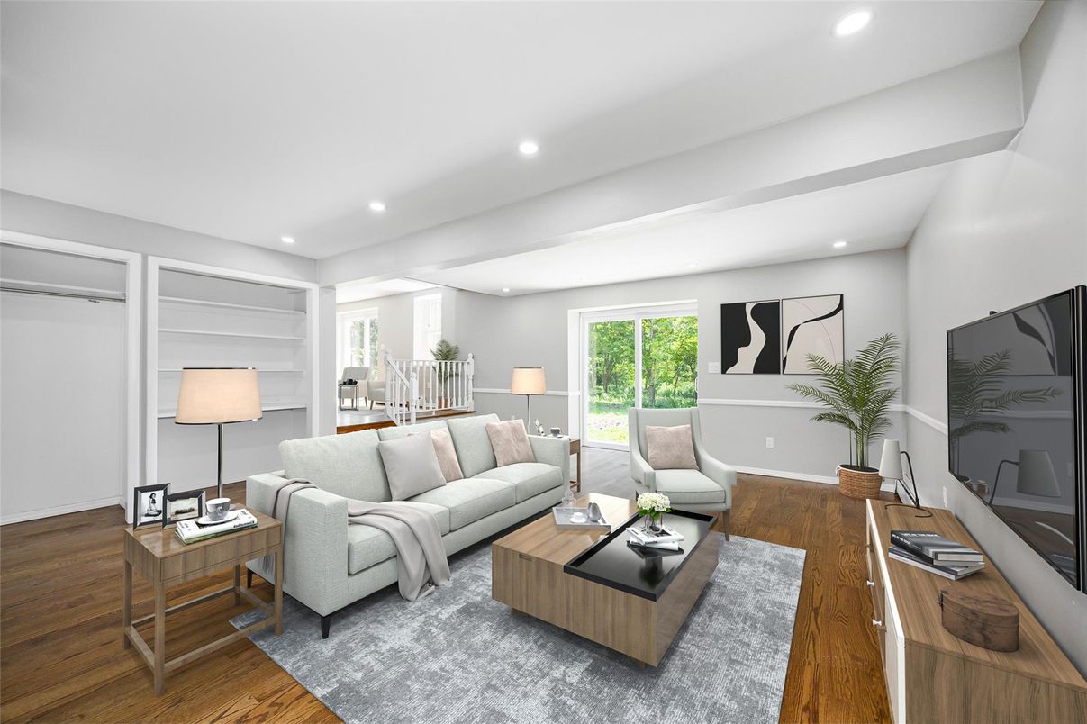 Interior, Living room, Recessed Lighting, Wood Texture Flooring