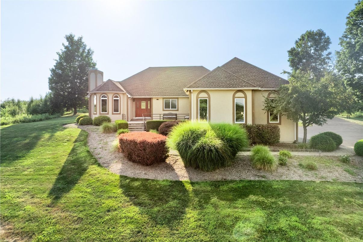 Backyard, Exterior, Facade, French Provincial