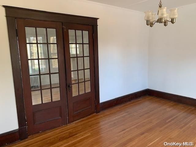 Chandelier, Empty room, Interior, Wood Texture Flooring