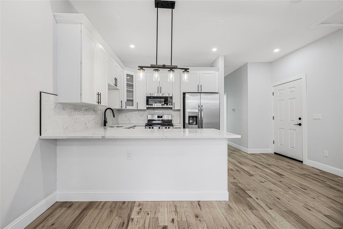 Interior, Kitchen, Pendant Lights, Recessed Lighting, Stainless Steel Appliances, Wood Texture Flooring