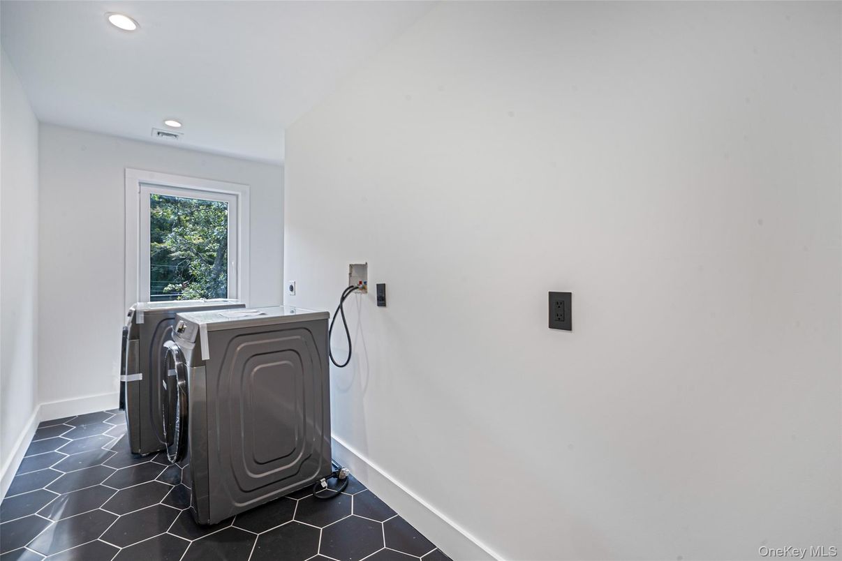 Interior, Recessed Lighting, Washer