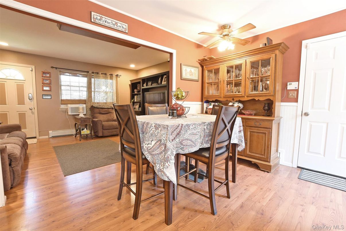 Dining room, Interior, Recessed Lighting, Wood Texture Flooring