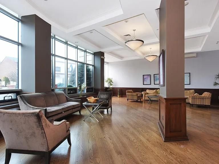 Interior, Living room, Pendant Lights, Recessed Lighting, Wood Texture Flooring