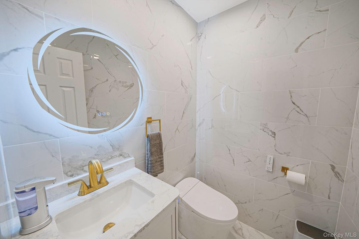 Bathroom, Interior, Marble Walls
