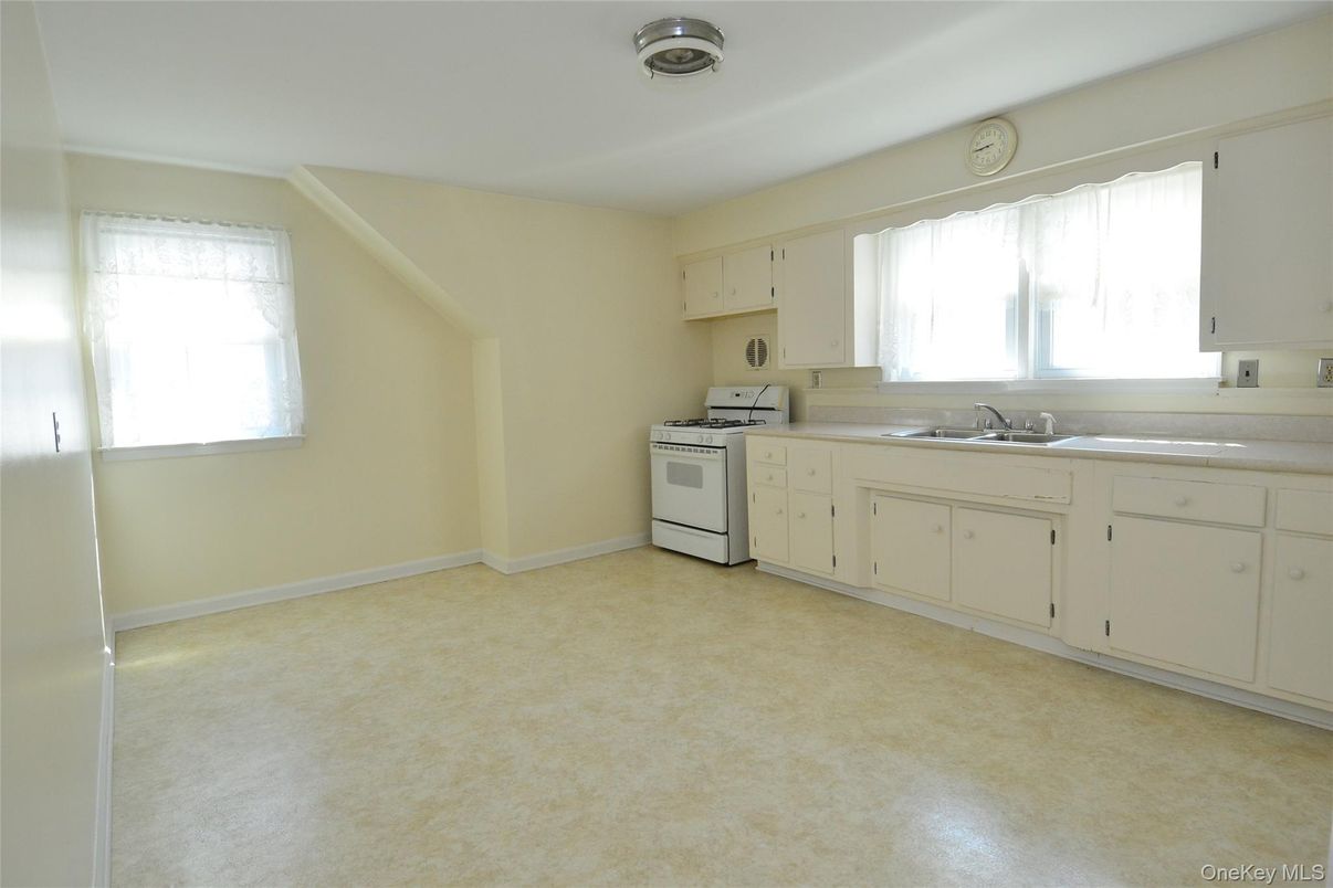 Empty room, Interior, Kitchen