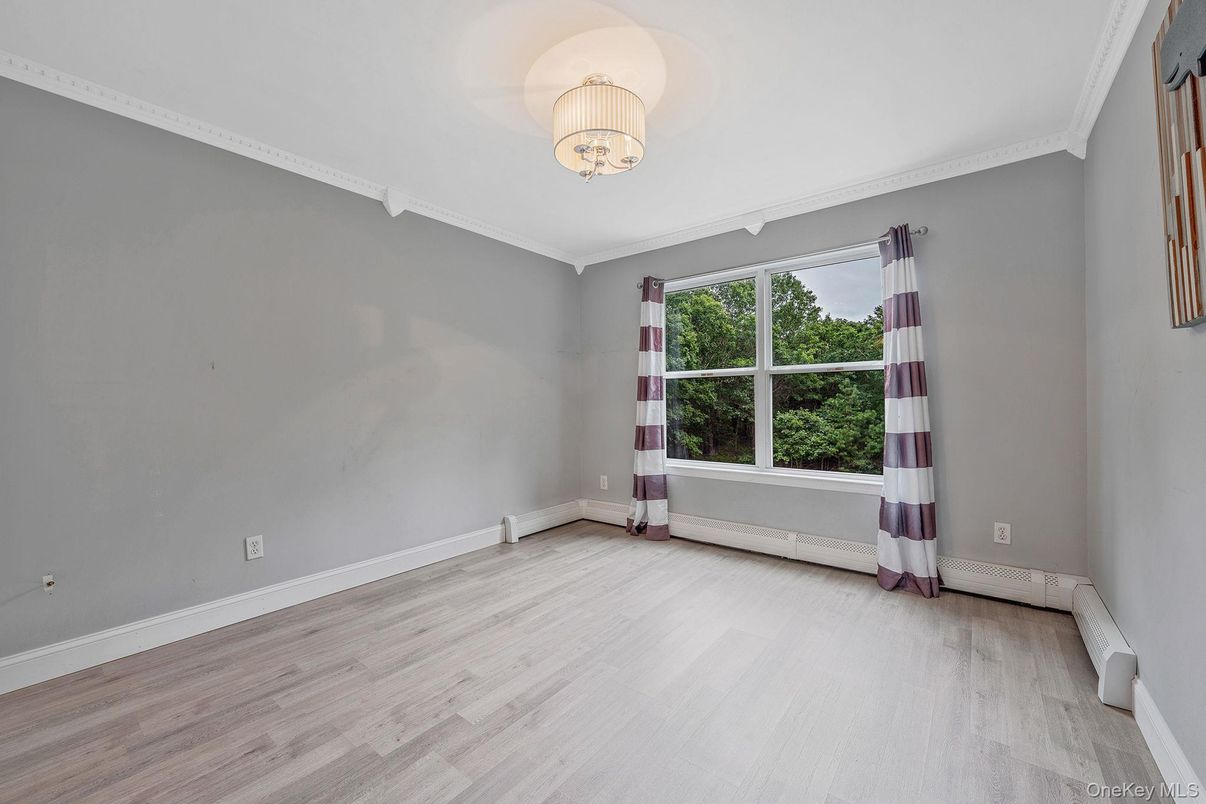 Chandelier, Empty room, Interior, Wood Texture Flooring