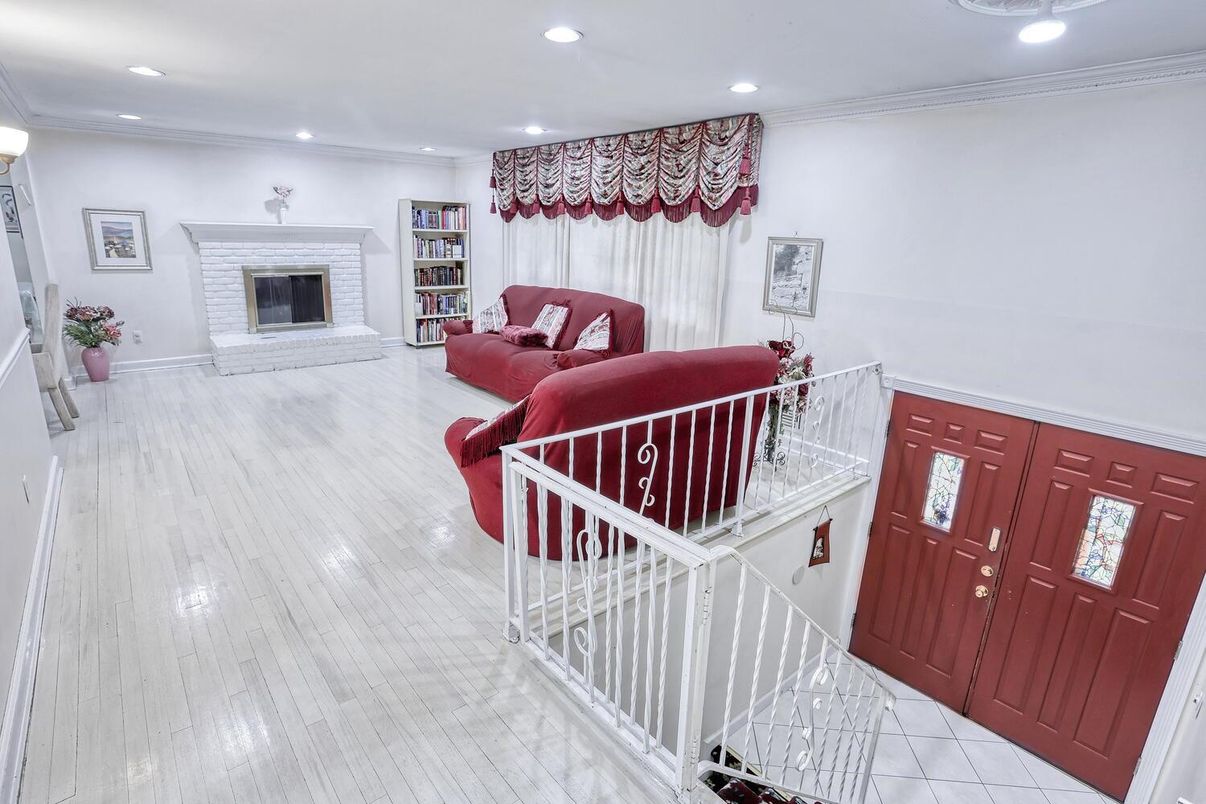 Fireplace, Interior, Living room, Recessed Lighting